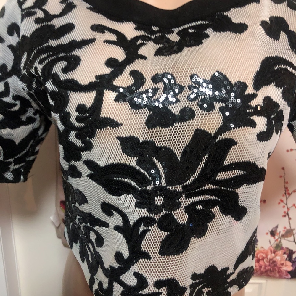 Gracia Designer Top